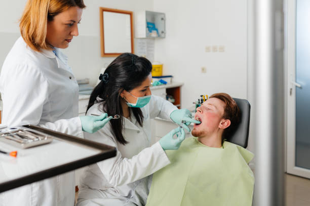 Best Emergency Dentist for Knocked-Out Tooth in Brookmont, MD